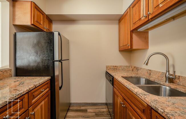2 beds, 1.5 baths, $1,400, Unit 773 E Thurber Dr Apt. D