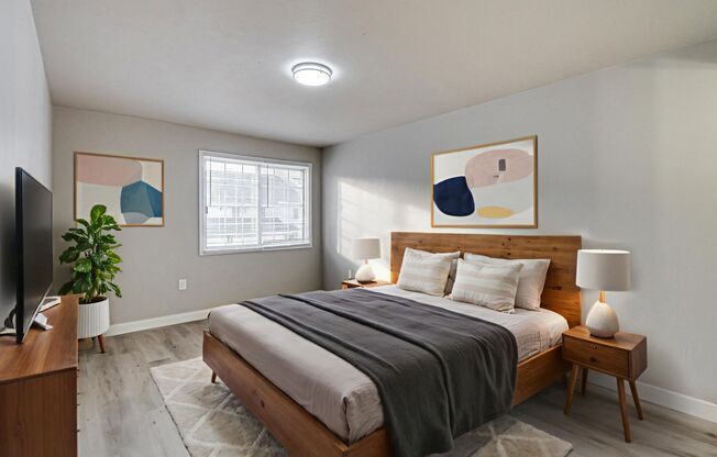 3 beds, 2.5 baths, 1,300 sqft, $1,999, Unit TH 2403-04