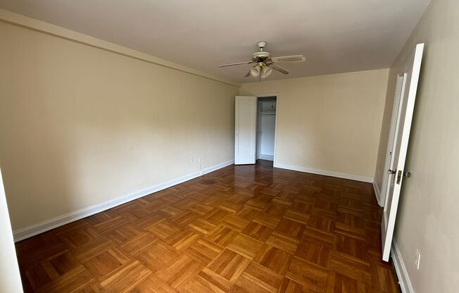 1 bed, 1 bath, 768 sqft, $1,450, Unit Royal York 804