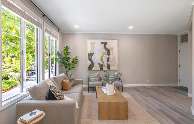 475 MILAN DR