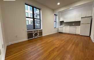 1 bed, 1 bath, $3,695, Unit 35