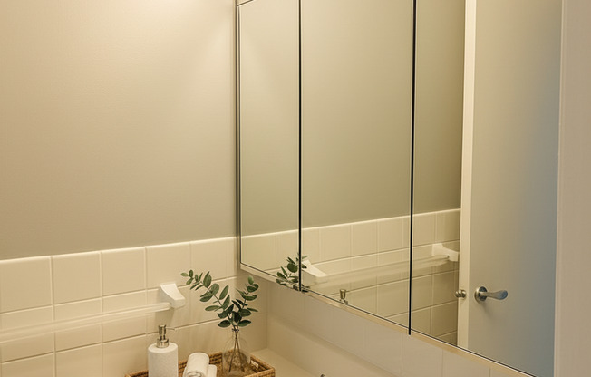 2 beds, 1 bath, 750 sqft, $1,425, Unit 1624-2