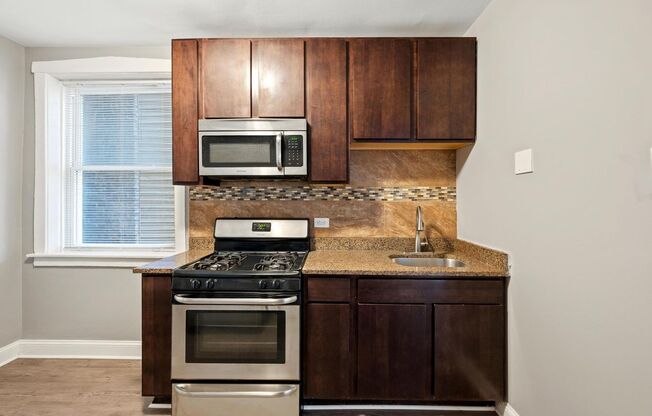 3748-3752 W. Division