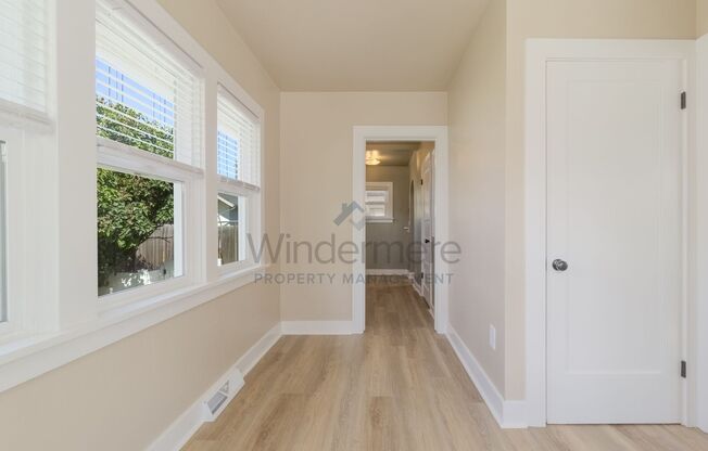 2 beds, 1 bath, $1,495