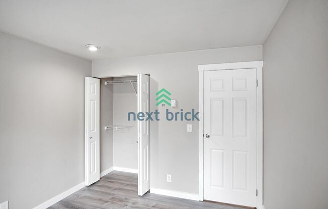 2 beds, 1 bath, $2,495