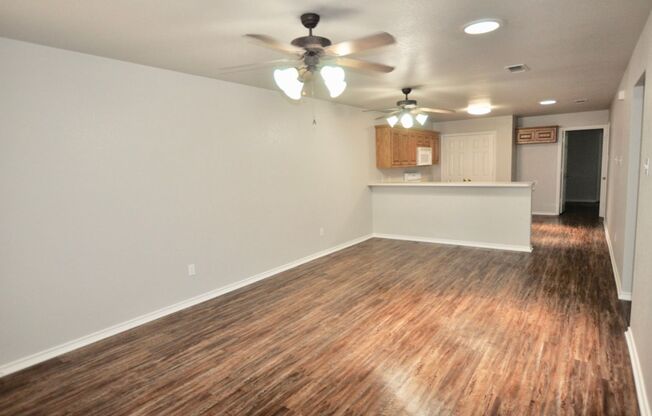 FOR LEASE! Nicely Remodeled 3 BR - 2 BA Brick Duplex With a 2 Car Garage in Weatherford