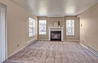 Breckenridge  living room Apartments in Everett, WA