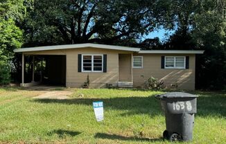 3 beds, 1 bath, $1,300