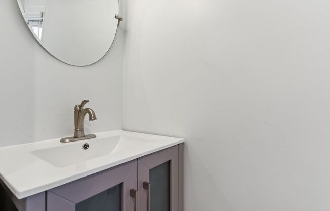 3 beds, 2.5 baths, $5,228