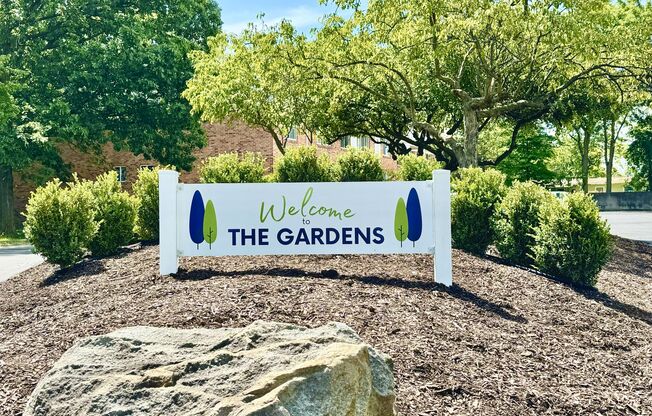 Renovated One-Bedroom Apartment – Prime Walled Lake Location!