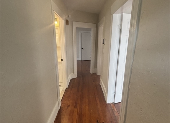 33 35 BAKER ST