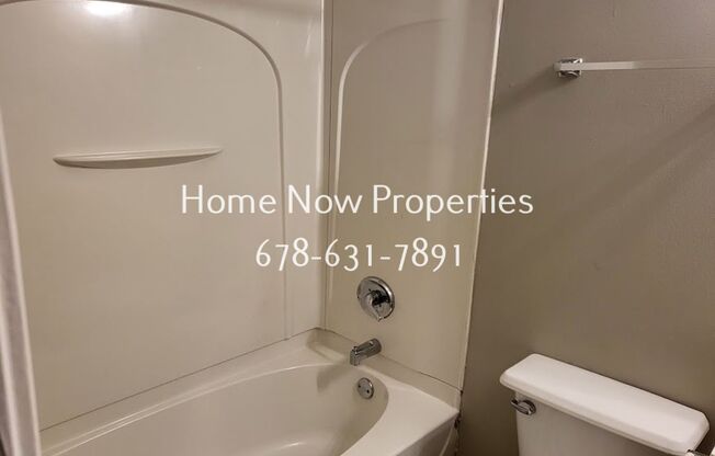 2 beds, 2 baths, 922 sqft, $1,295, Unit 2