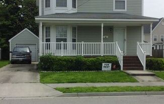 818 Reservoir Ave