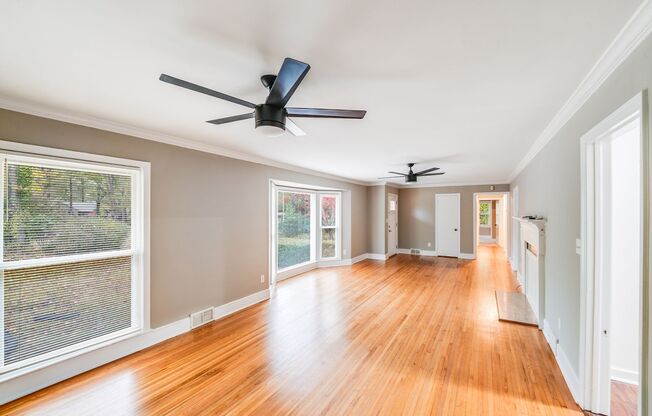 Discover the Perfect 3BR/2BA Charlotte Retreat in Forest Heights!