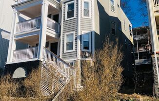 Newly Renovated 3-Bedroom – Steps from Ronan Park – ONE MONTH FREE!
