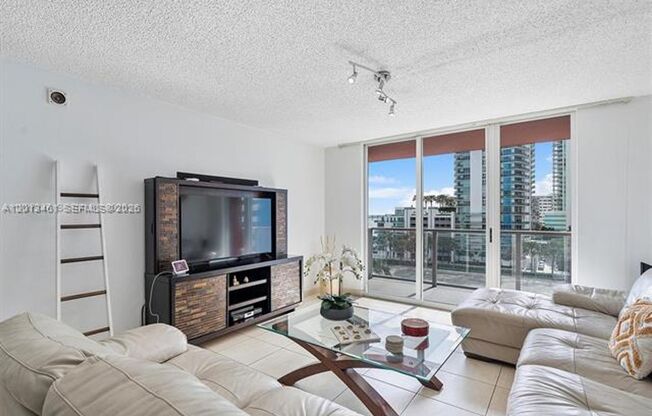 1155 Brickell Bay Dr cu-603, Miami, FL 33131