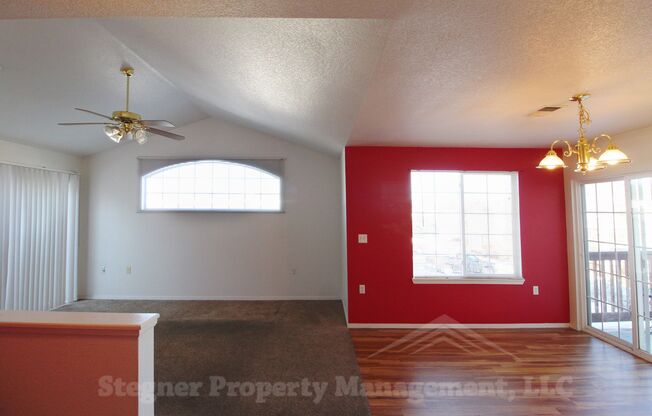 3 beds, 2 baths, $2,100, Unit # 4G