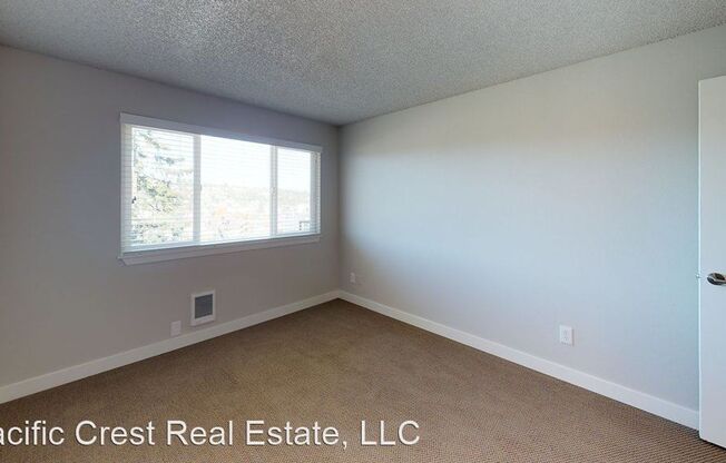 2 beds, 1 bath, 918 sqft, $2,175, Unit 3