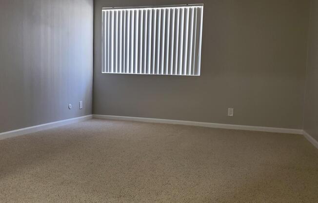 Master bedroom 2.jpg