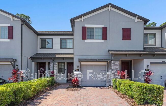 323 RUSTIC LOOP