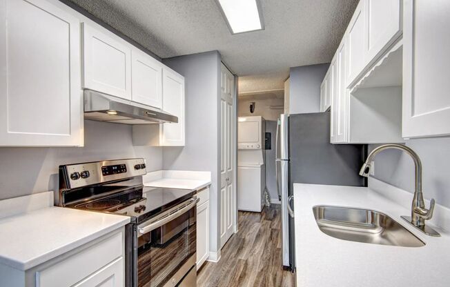 1 bed, 1 bath, 750 sqft, $1,700, Unit 414