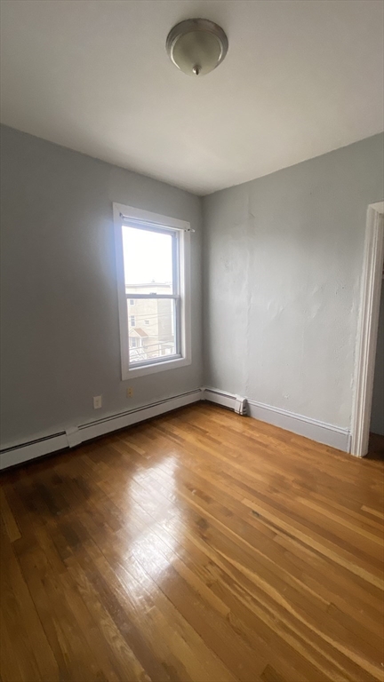 271 SHIRLEY ST