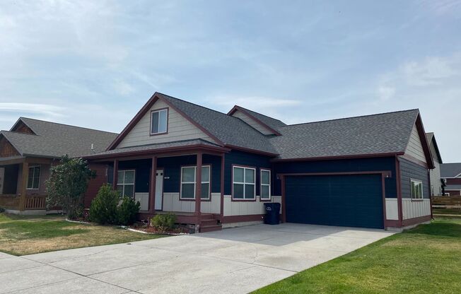 5 Bedroom 2 Bath Single Family Home in Bozeman!