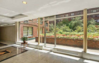 420 E 55 ST
