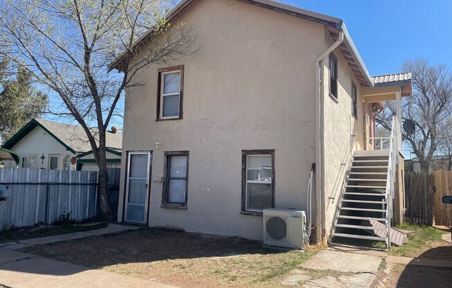703 Ross