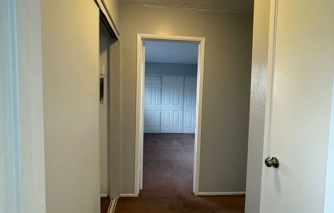 1 bed, 1 bath, $1,650, Unit T303