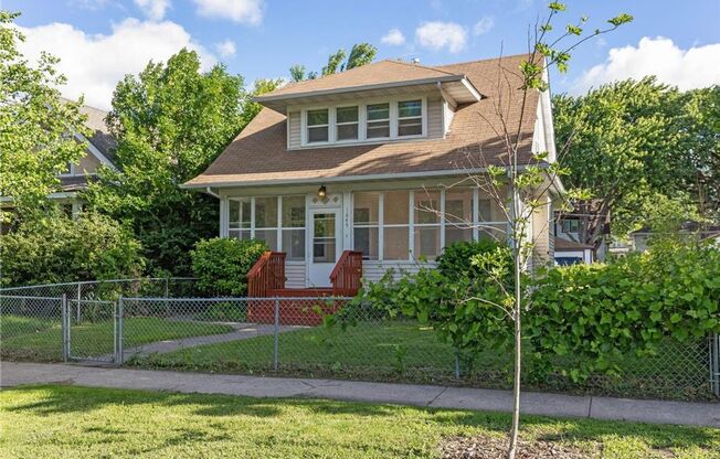 Cute three-bedroom, three-bath home in St. Paul!