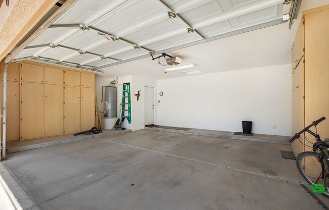 3 beds, 2 baths, $2,350