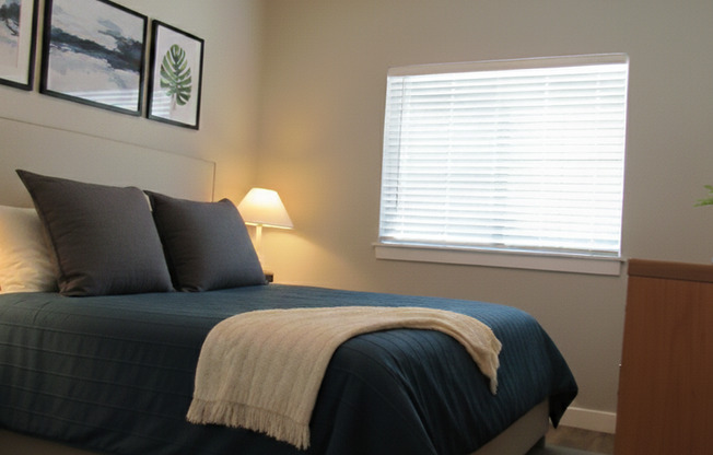 2 beds, 1.5 baths, 960 sqft, $1,715, Unit 2343-103