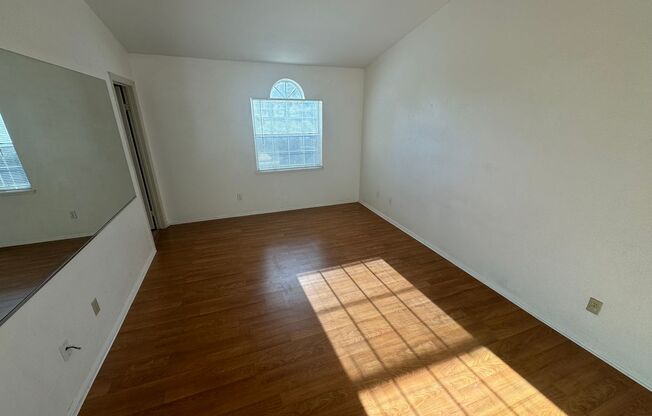 2 beds, 2 baths, $1,850