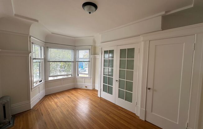 030 (410-2 15th Ave/5059 Geary)