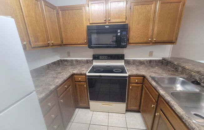 2 bedroom Ground Floor!