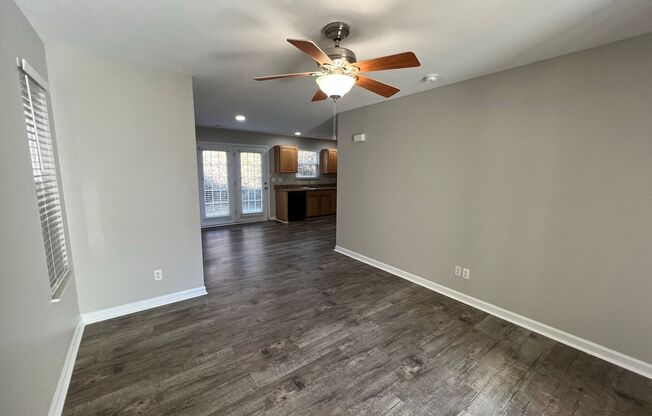 3 beds, 2.5 baths, 1,165 sqft, $1,895, Unit 831