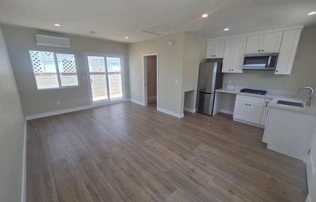 Brand new 400 SF ADU with laundry