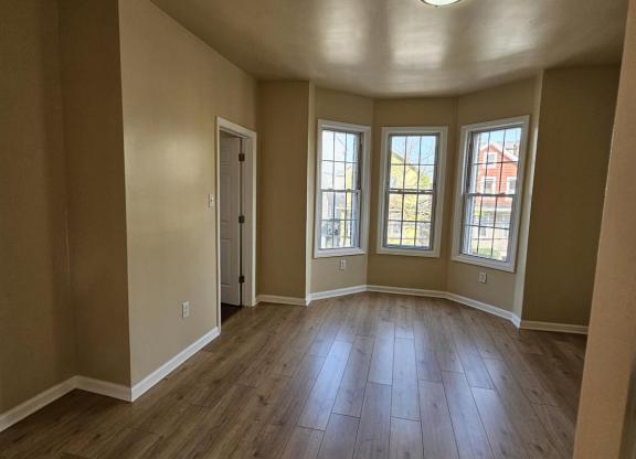 4 beds, 2 baths, $3,100
