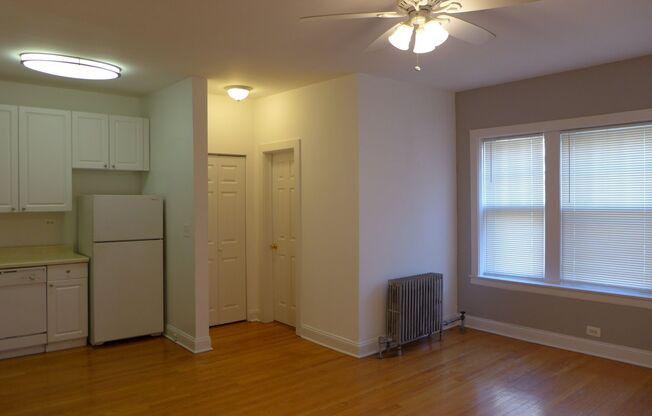Lamon Courts Apartments