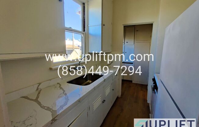 1 bed, 1 bath, $2,195, Unit 1702