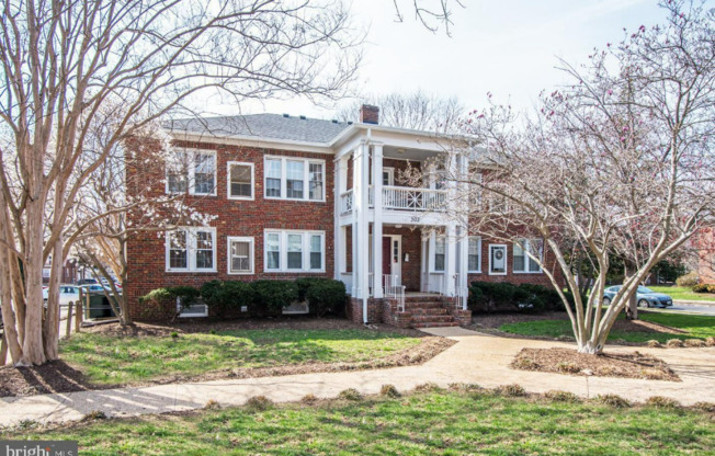 305 E DUNCAN AVE