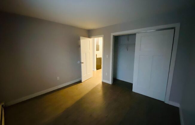 1 bed, 1 bath, $950, Unit 112