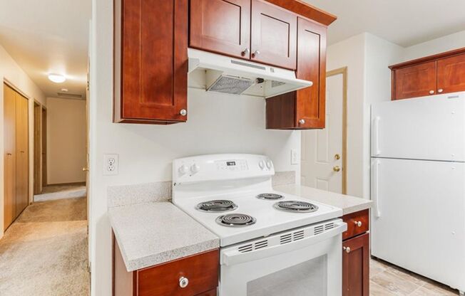 3 beds, 2 baths, 1,018 sqft, $1,995, Unit 10