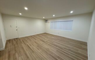 2 beds, 1 bath, 3,200 sqft, $3,195, Unit 6