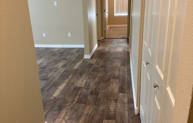 2 beds, 1 bath, 1,000 sqft, $1,950, Unit 218