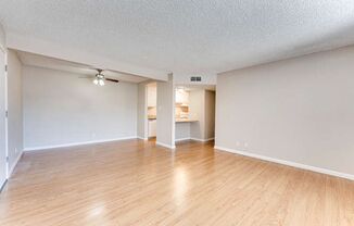 2 beds, 1.5 baths, 886 sqft, $1,350, Unit 26