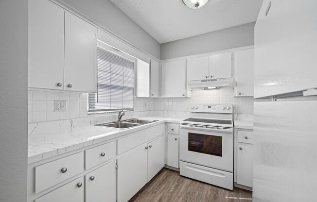 2 beds, 2 baths, 1,020 sqft, $1,695, Unit 101