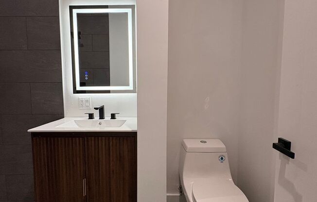 1 bed, 1 bath, 500 sqft, $1,875, Unit 521