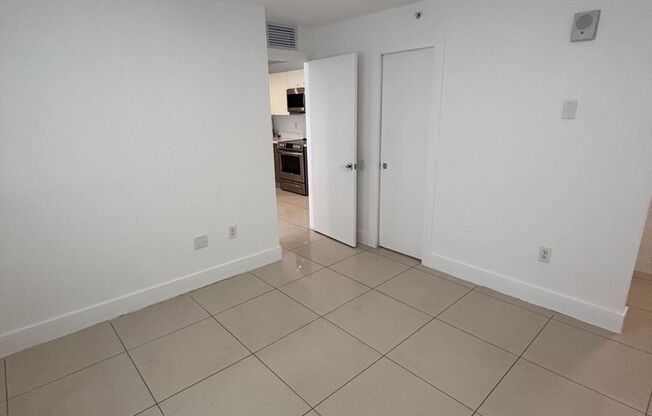 2 beds, 1 bath, 550 sqft, $1,995, Unit 829-310